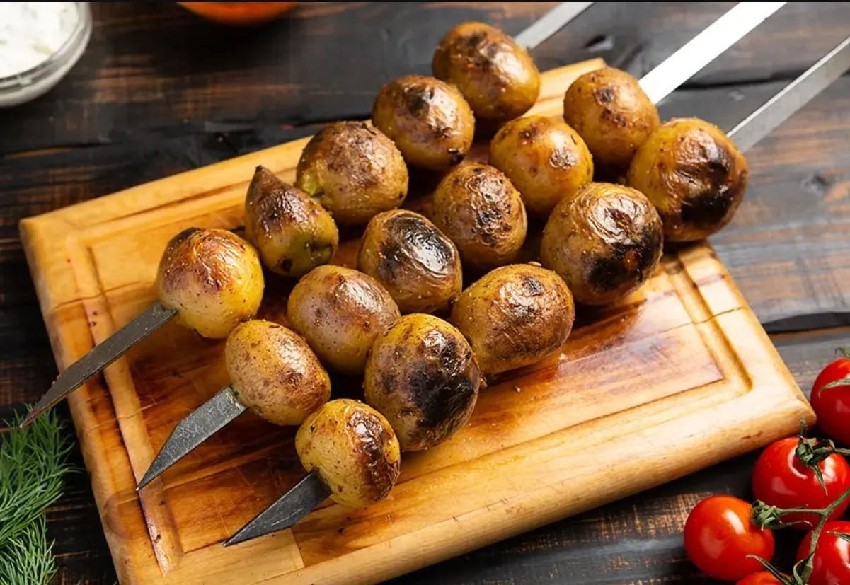 Картофель на мангале